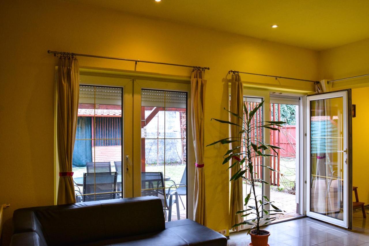 Afrodite Apartmanház Eger Esterno foto