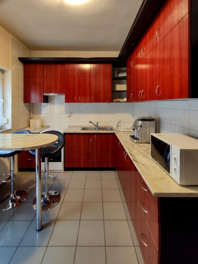 Afrodite Apartmanház Eger Esterno foto